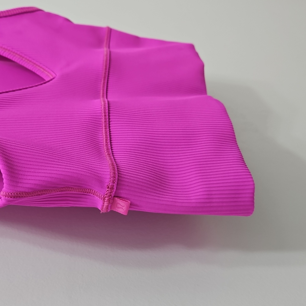 Lululemon Vibrant Pink Ribbed Crop Top Meduim - Picture 3 of 4